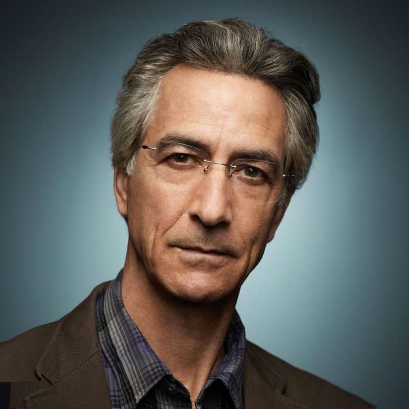 David Strathairn